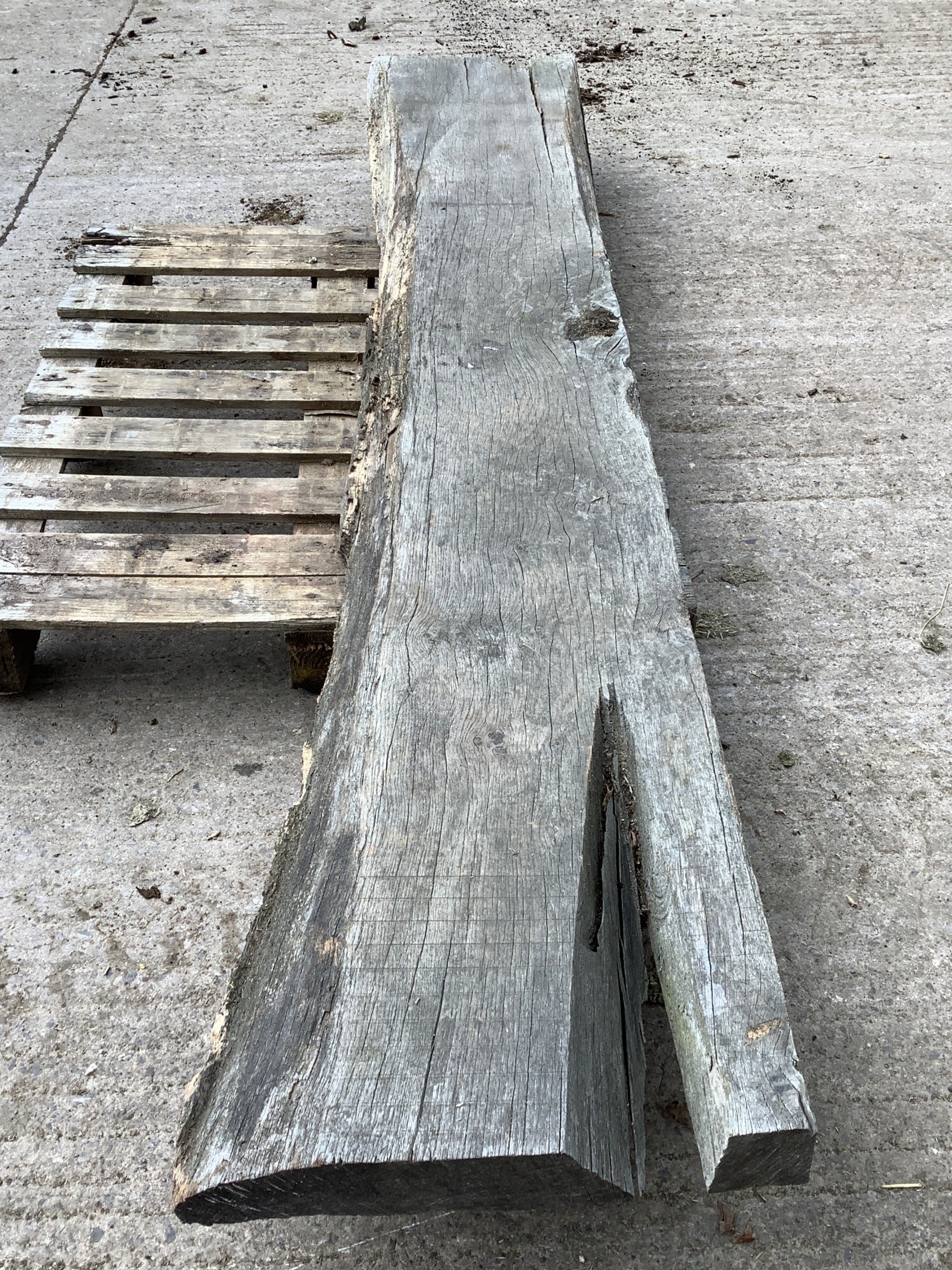 8'6" Long Nice Good Solid Old Reclaimed Oak Wooden Timber Beam Reclaimed