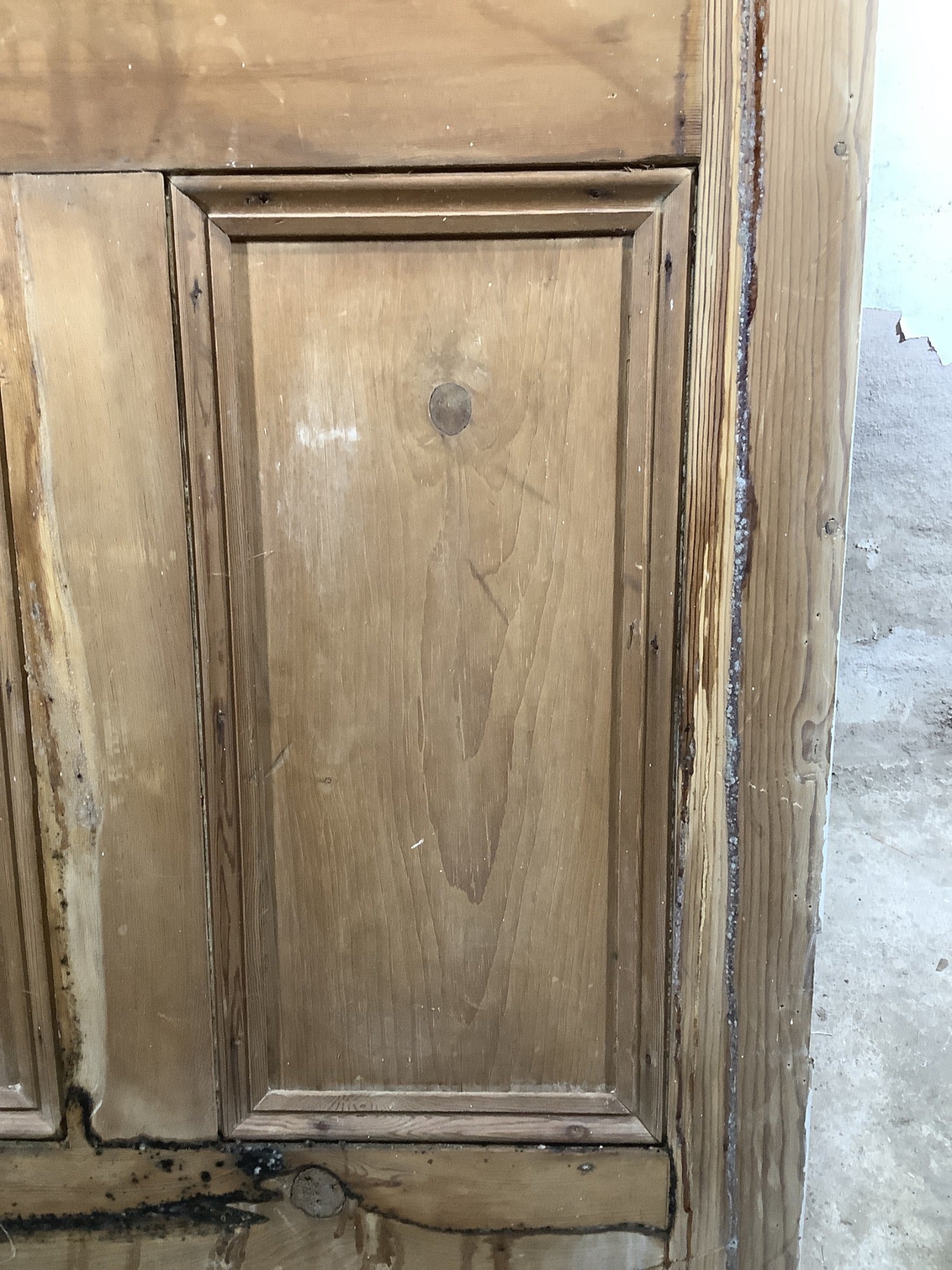 12th Pic Victorian Internal Stripped  Pine